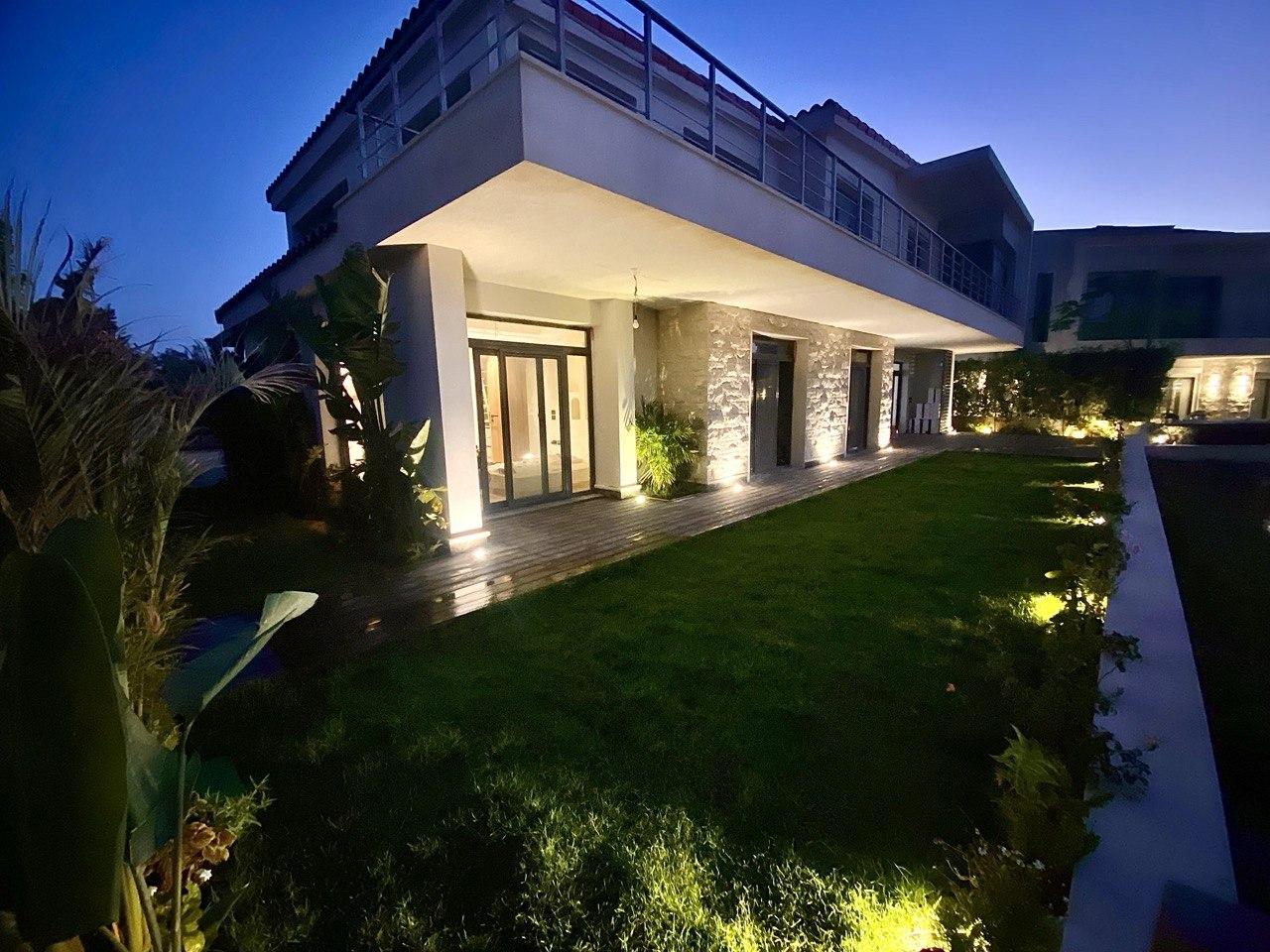 Residential Terrace & Landscaping